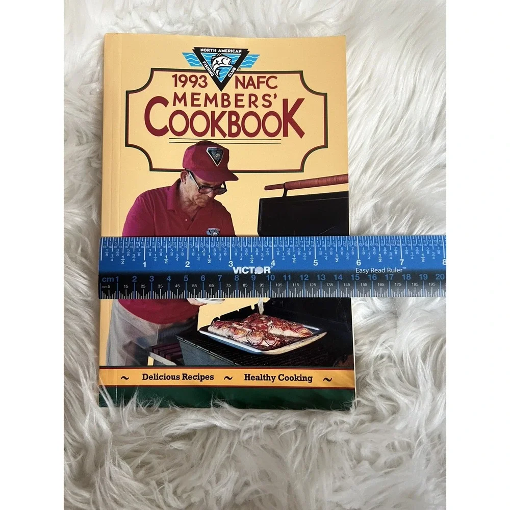 Vintage 1993 NAFC North‎ American Fishing Club Members' Cookbook by Steve Penna.